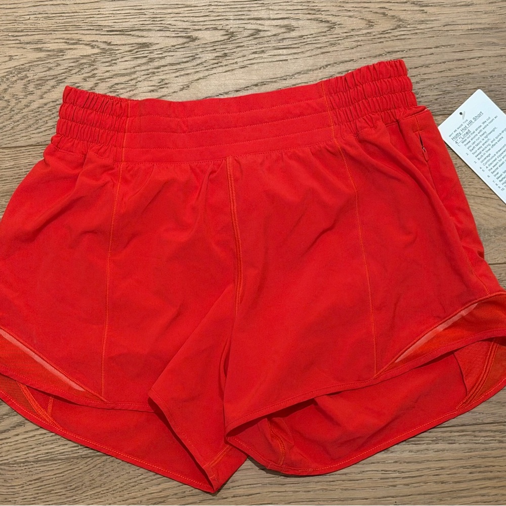 Lululemon High Rise Hotty Hot 4’’ Short